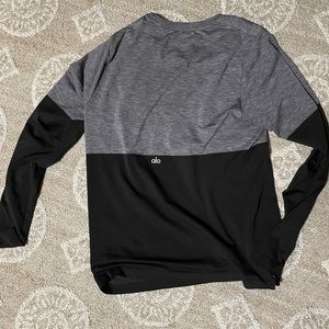 Alo Yoga Performance Top